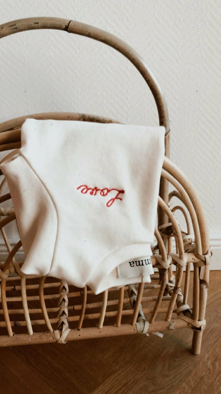 LITTLE LOVE SWEATER