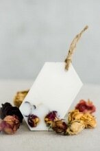 Aromātiskais vasks ar rožu aromātu