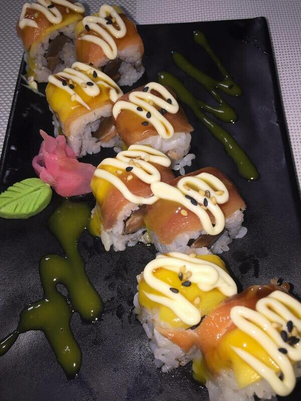 Izumi Rainbow Maki Rolls