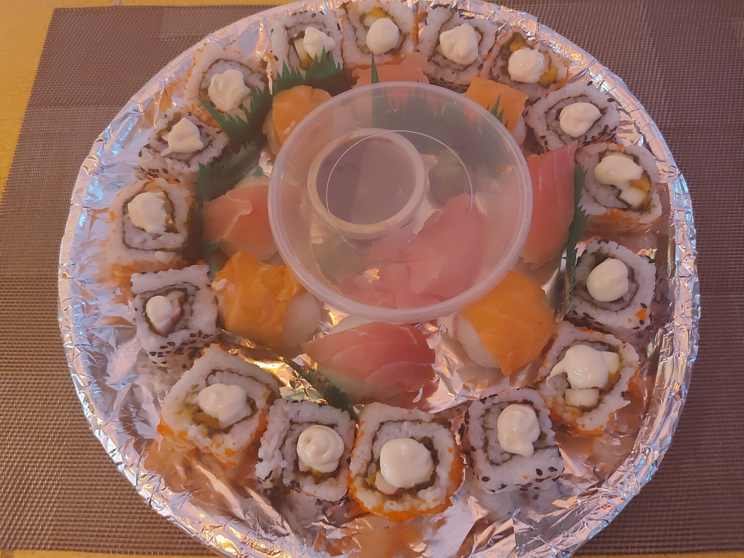 Mixed Maki and Sushi