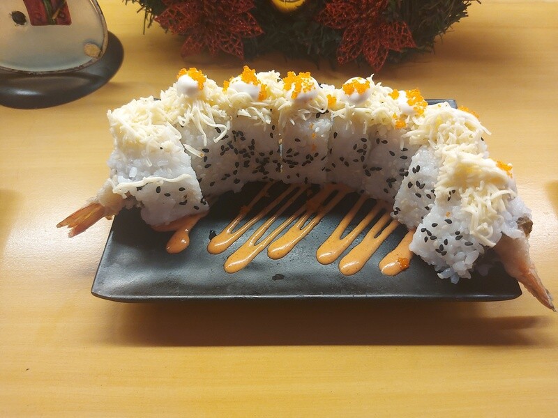 Ebi Cheesy Tempura Maki Roll