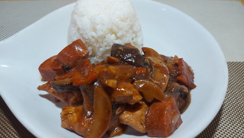 Mix Chicken, Sausage and Mushroom w/ Rice