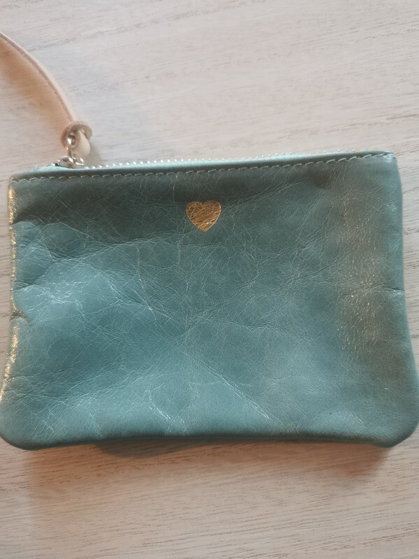 Pochettes en cuir (14x10)