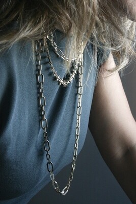 Long Gracia Necklace