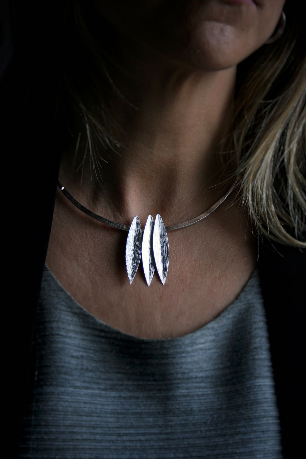 XL RHODIUM MIMOSA NECKLACE