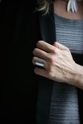 MIMOSA RHODIUM RING