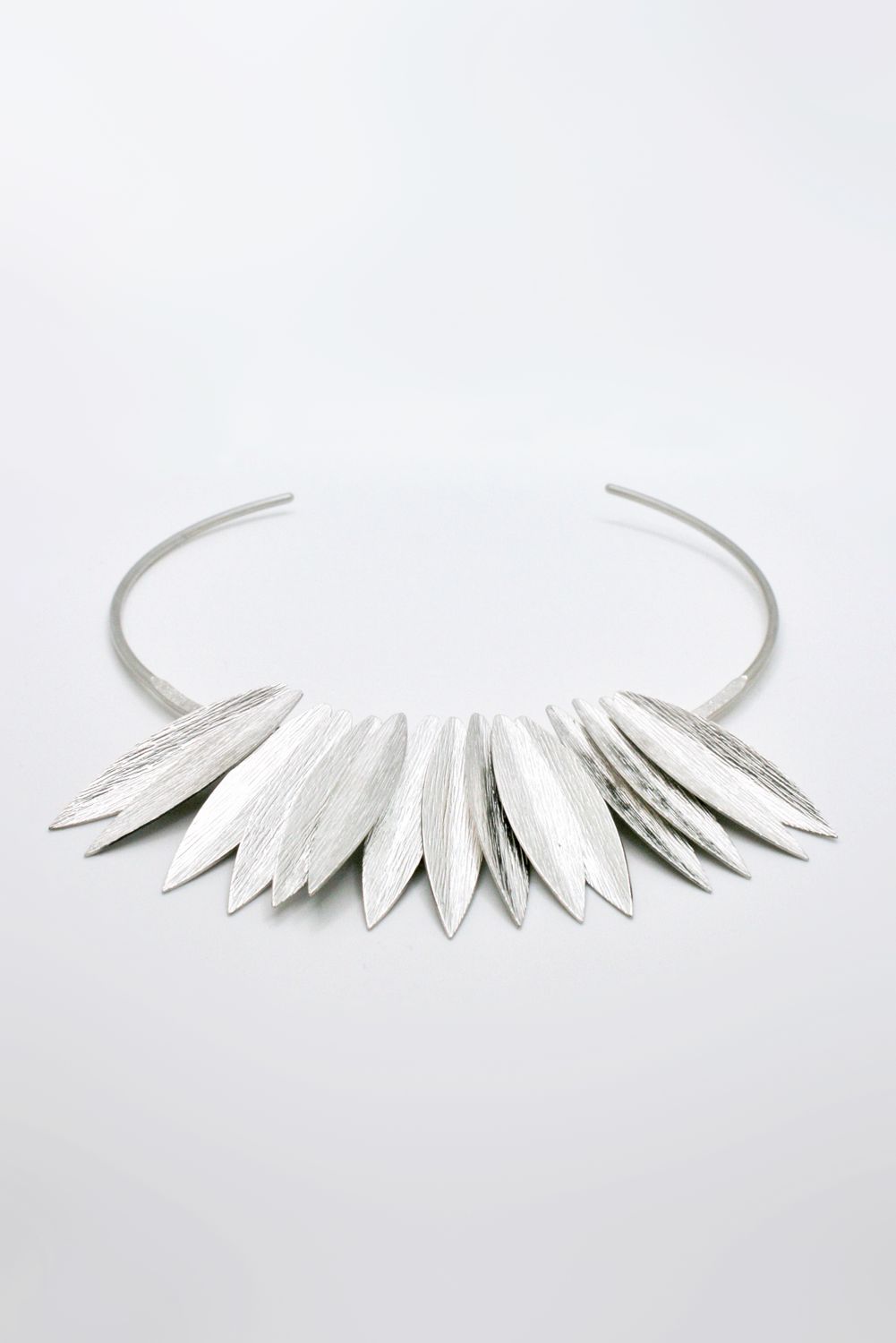XL RHODIUM MIMOSA NECKLACE