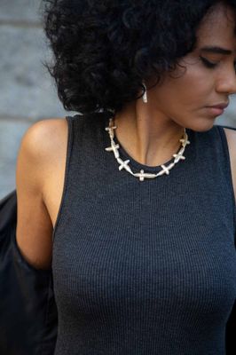 CROSS PEARL NECKLACE