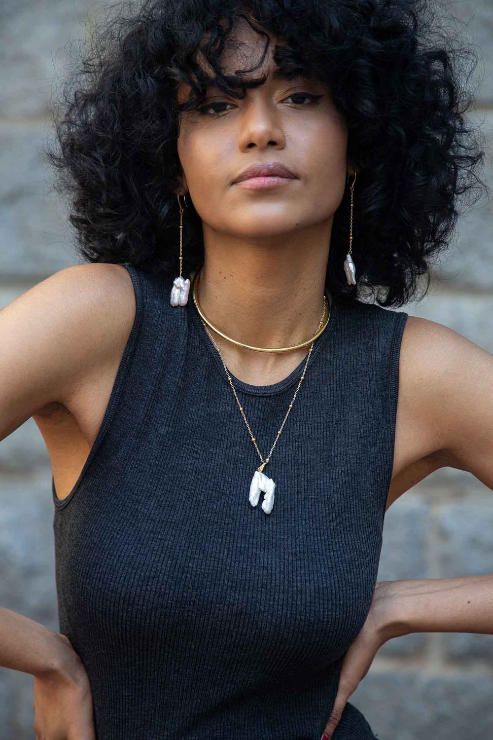 FLAT PEARL PENDANT