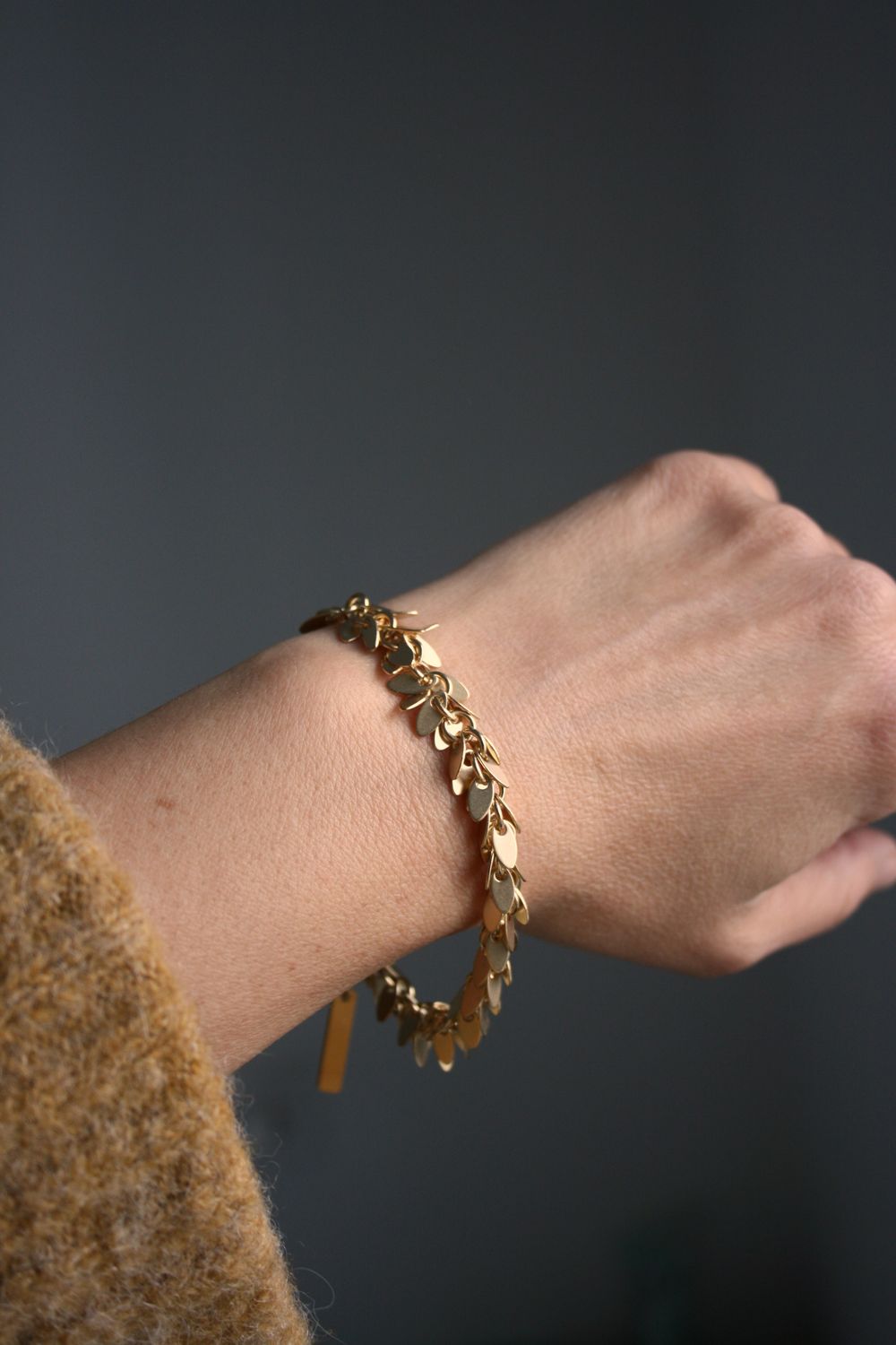GOLD MILLEFEUILLE BRACELET