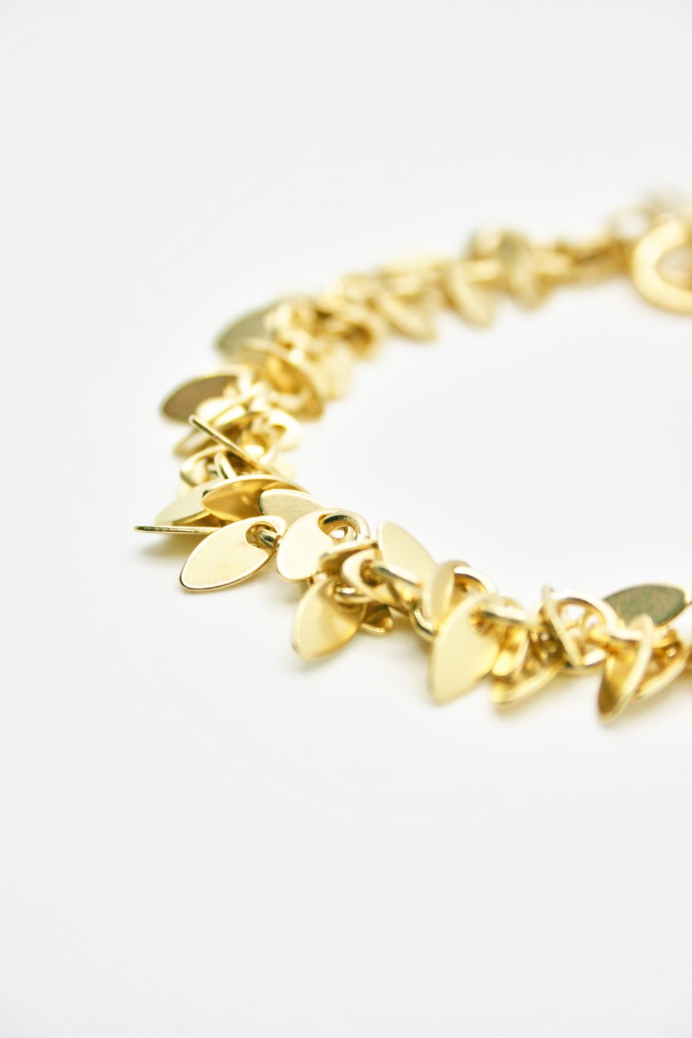 GOLD MILLEFEUILLE BRACELET