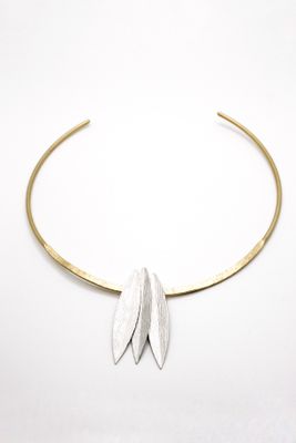 TWO-TONE MIMOSA NECKLACE