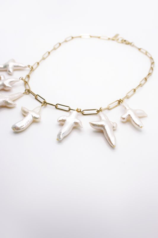 LINK AND CROSS NECKLACE