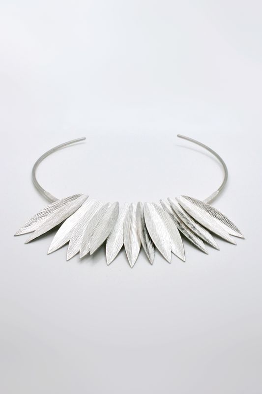 XL RHODIUM MIMOSA NECKLACE