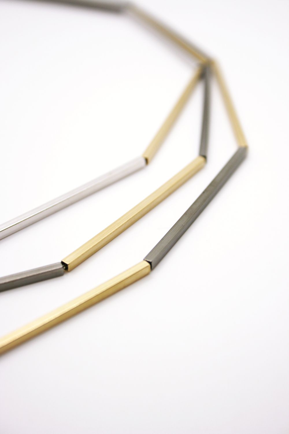 BICOLOR SIDEREAL NECKLACE