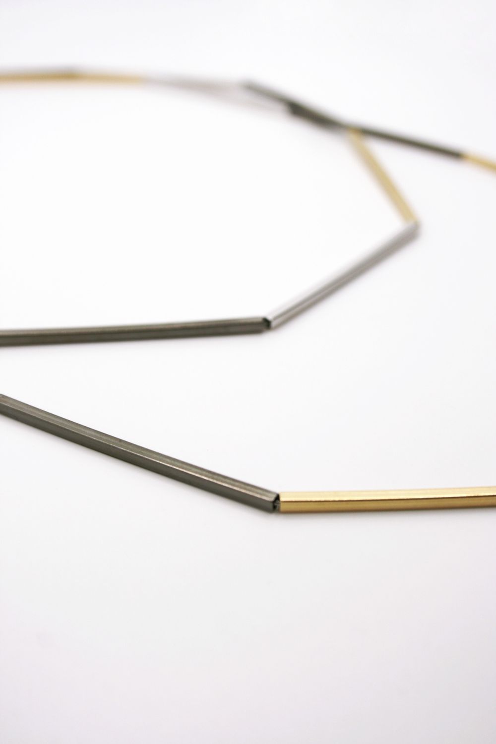 BICOLOR SIDEREAL NECKLACE