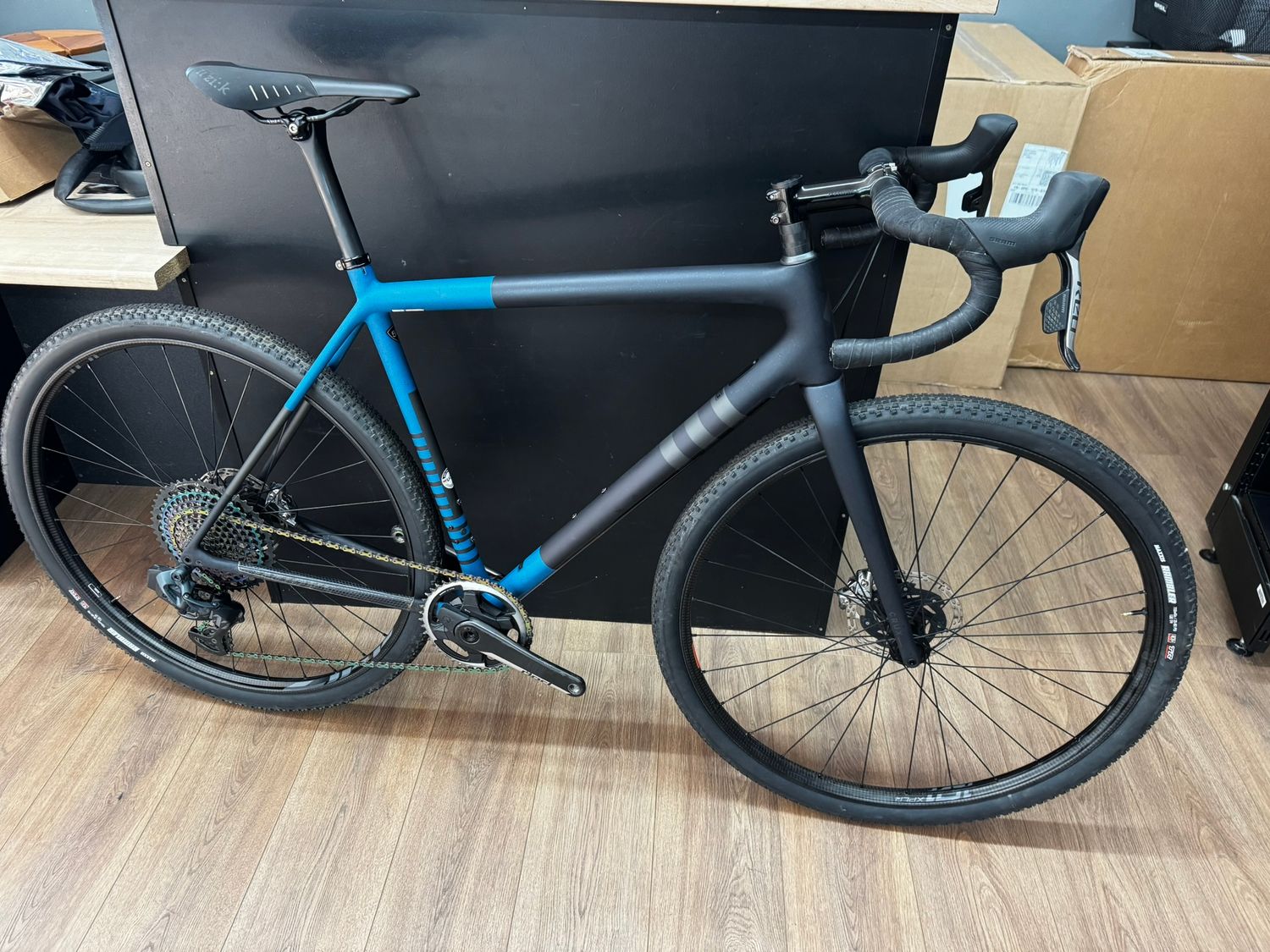 Crux S-works 2023 t56