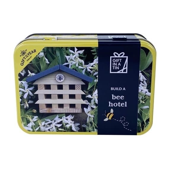 Build A Bee Hotel In A Tin