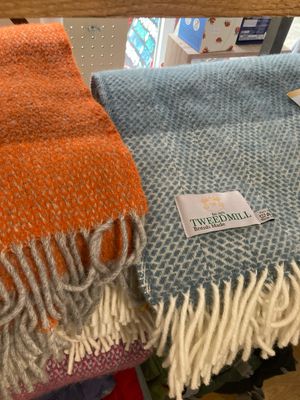 Blankets &amp; Cushions