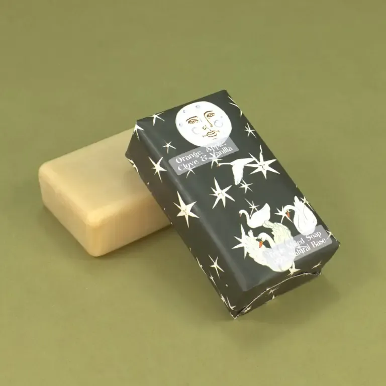 Autumn/Winter Orange, Apple, Clove &amp; Vanilla 150g Natural Soap