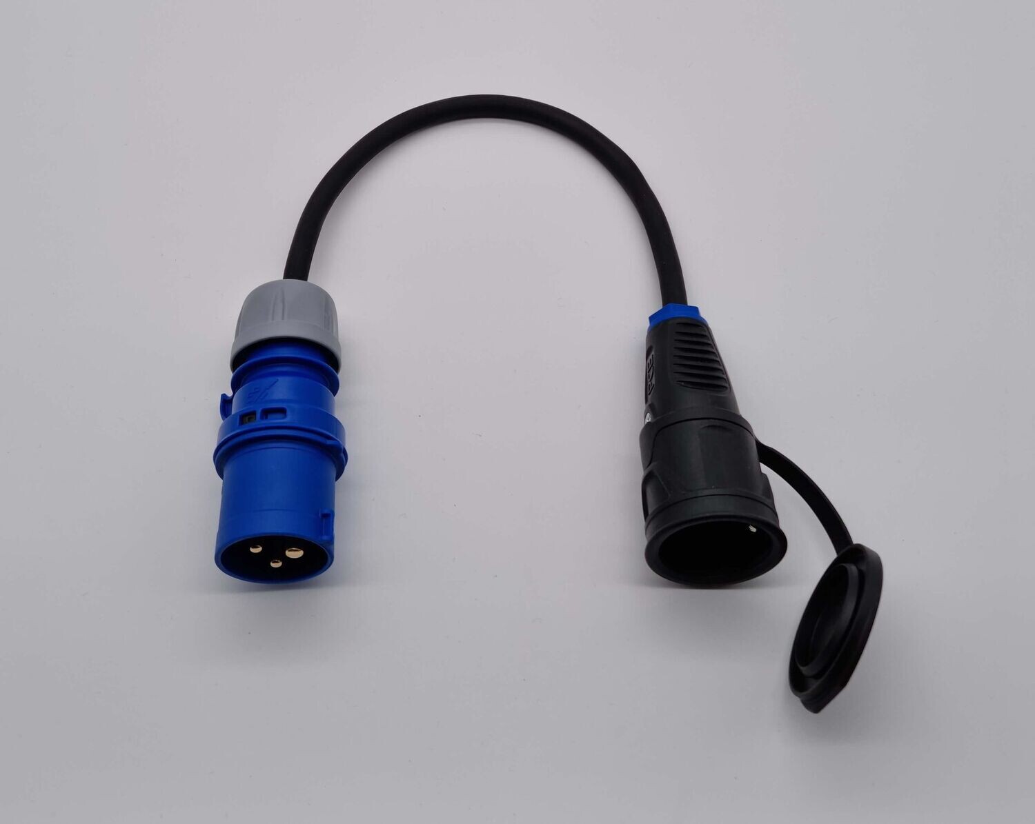 CEE Adapterkabel | CEE 3Pole zu Schuko | 16A 3,6kW 1Phasig | 30cm