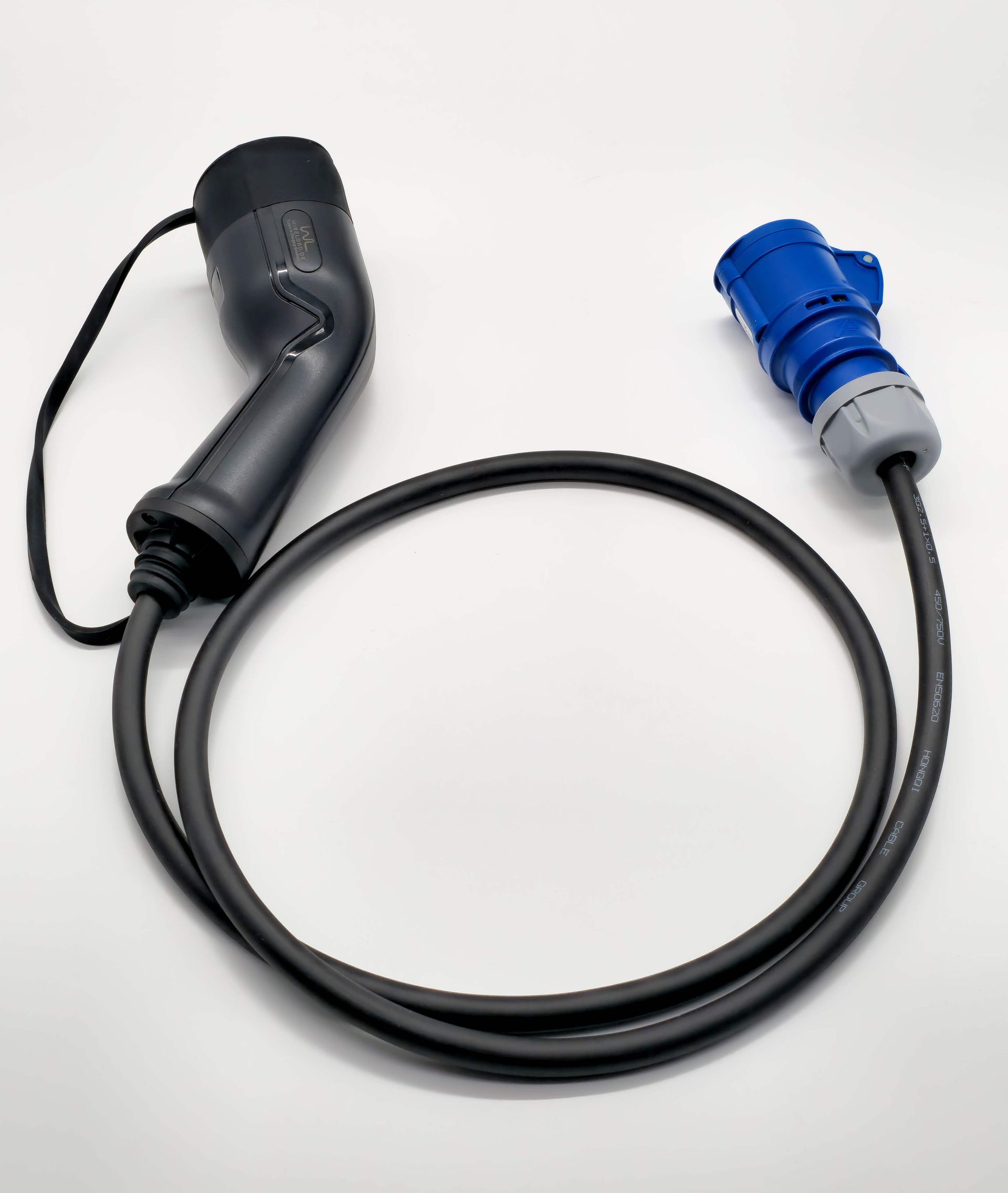 Adapterkabel | Typ2 Ladestation zu CEE 3Polig | 16A 3,6kW 1Phasig