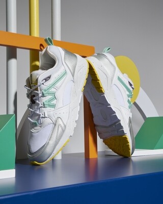 KARHU FUSHION 2.0 SILVER / WHITE Unisex - Wmms Sizes KARHU FUSHION 2.0 SILVER / WHITE Unisex - Wmms Sizes