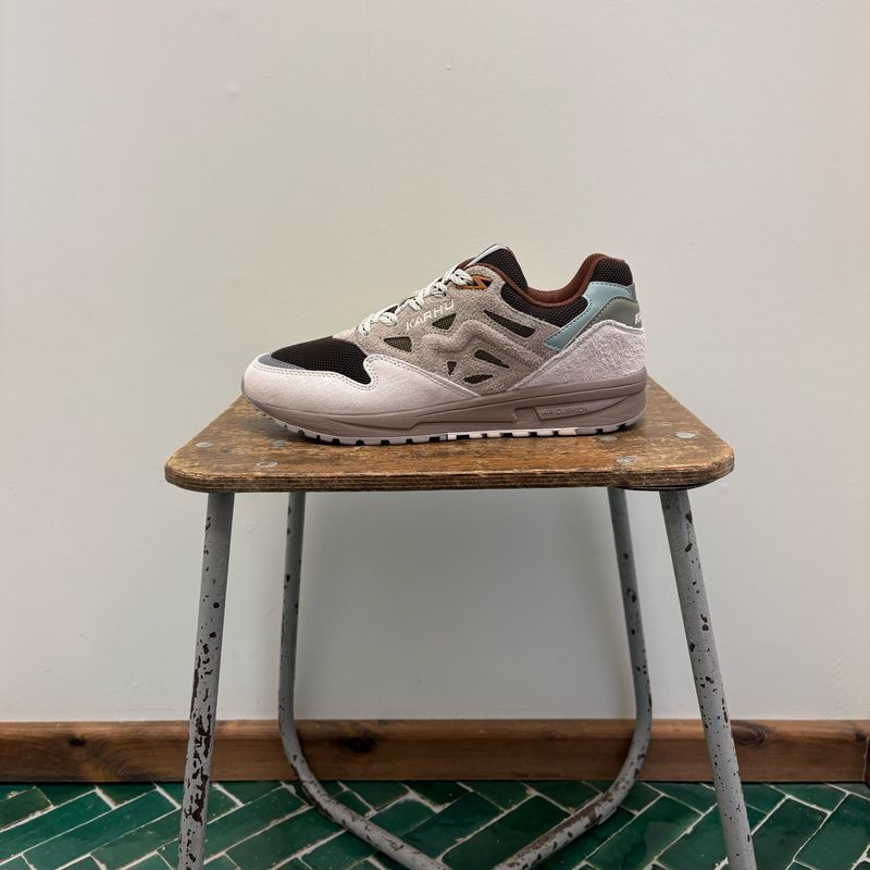 Karhu Legacy 96 White Sand / Beech Beech F806095