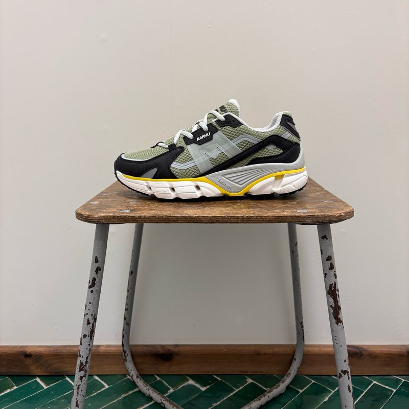 Karhu Super Fulcrum Jet Black / Epsom Epsom F860022