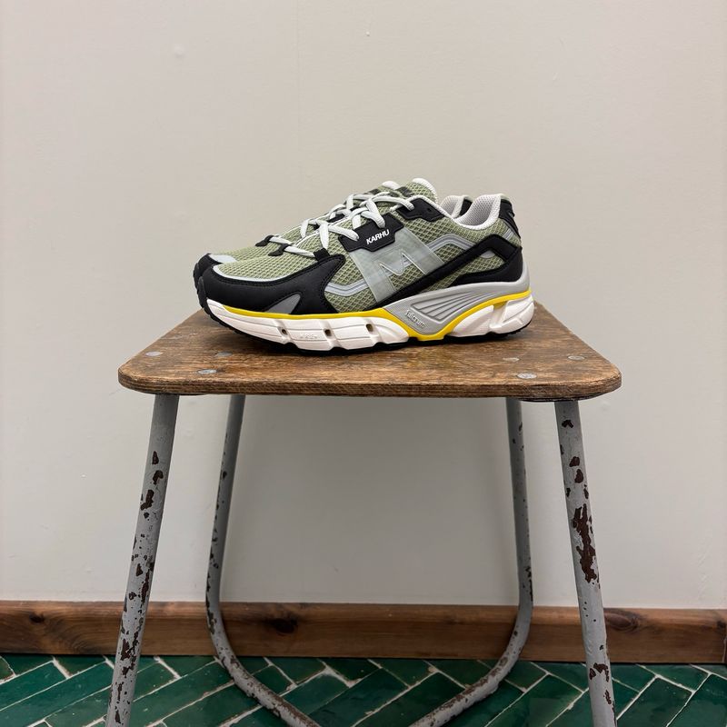 Karhu Super Fulcrum Jet Black / Epsom Epsom F860022