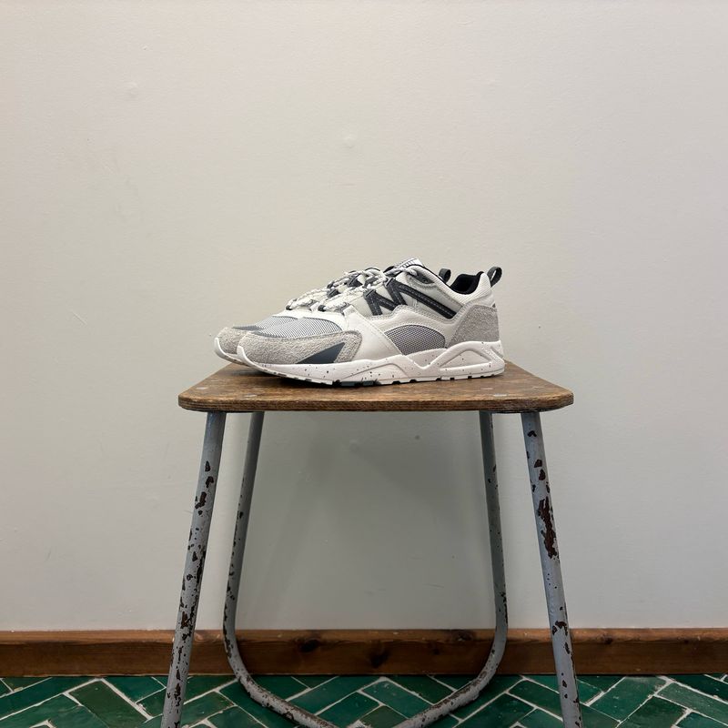 Karhu Fusion 2.0 Foggy Dew / Turbulence Turbulence F804203