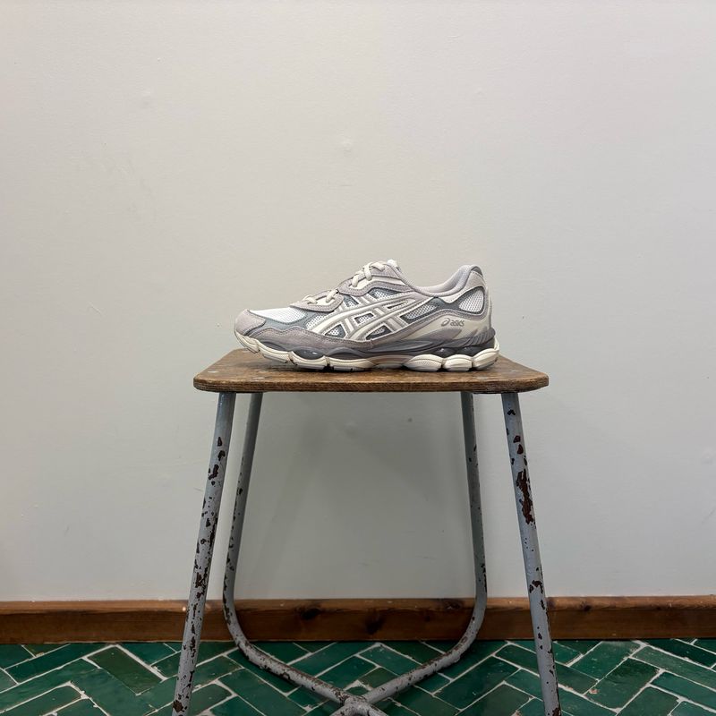 Asics GEL-NYC Cream/Oyster Grey 1203A789-103