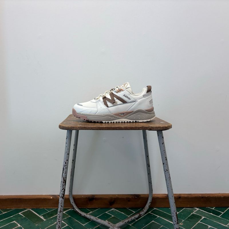 Karhu Fusion XC Lily White / Pine Bark Pine Bark F830023