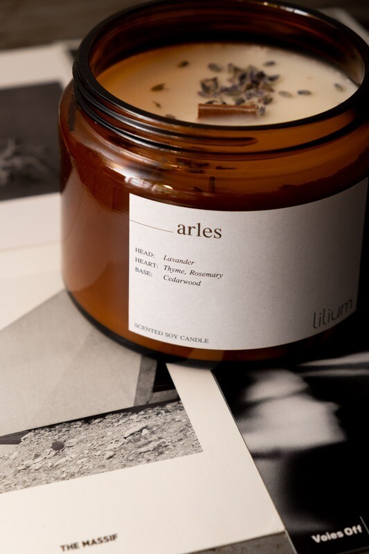 Candle ARLES - AMBER 400gr Candle ARLES - AMBER 400gr