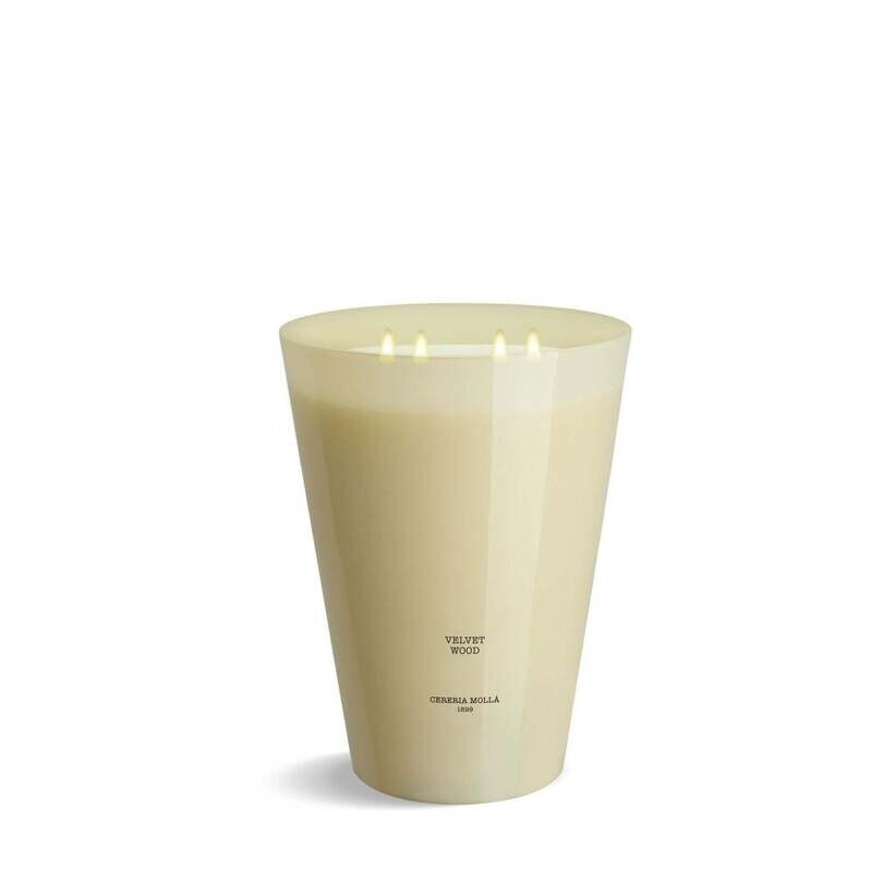 Velvet Wood - Scented Candle XXL