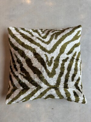 IKAT Kissen - 50 x 50 cm IKAT Kissen - 50 x 50 cm