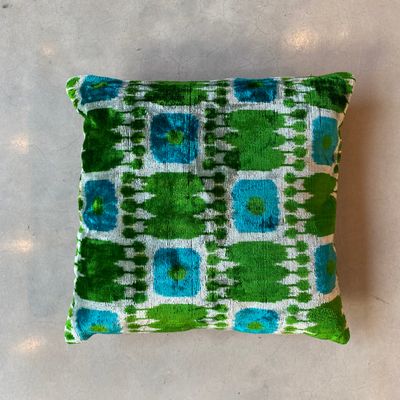 IKAT Kissen - 40 x 40 cm IKAT Kissen - 40 x 40 cm
