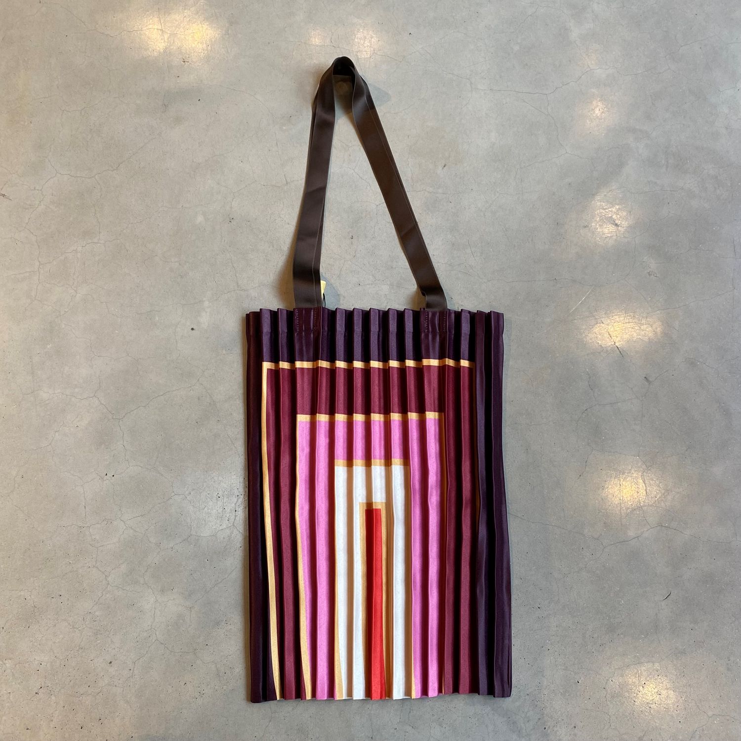 Faltentasche aus Satin - pink, violett, rot