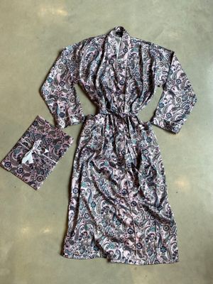 Kimono aus Seidensatin - Violett