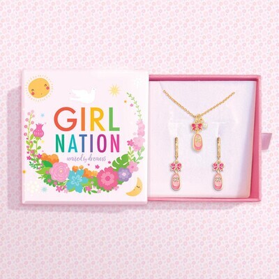 Girl Nation Gift Set