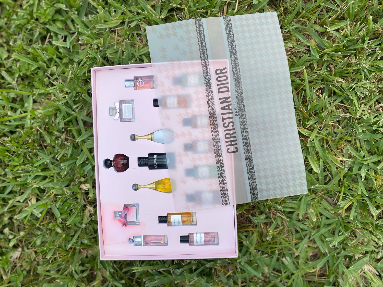AUTHENTIC CHRISTIAN DIOR - 16 PIECE SET