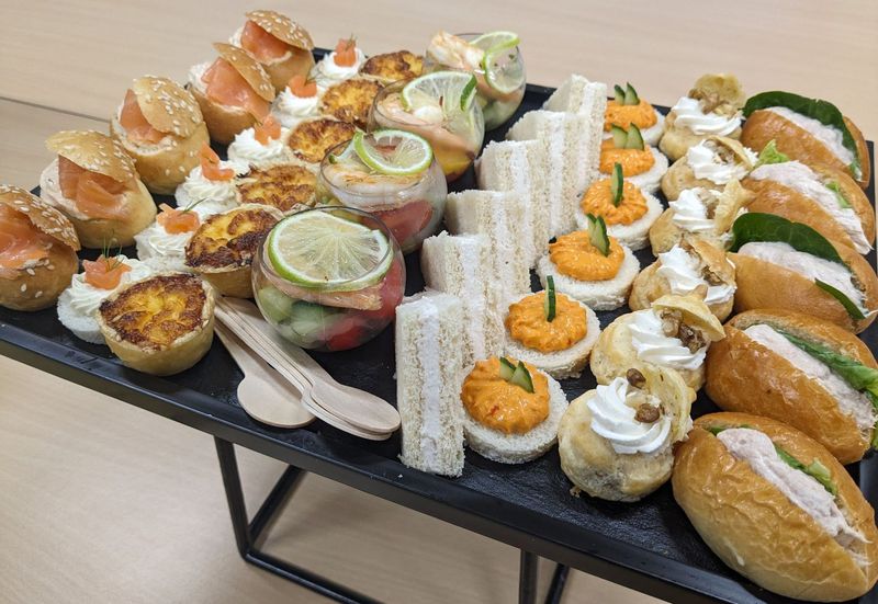 Plateau "GOURMET" 44 pièces