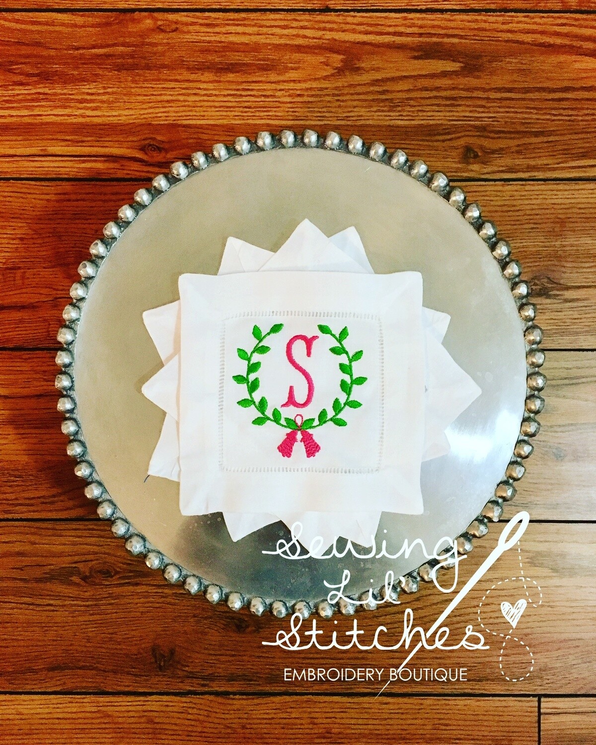 Tassel Wreath Cocktail Napkins - set of 4