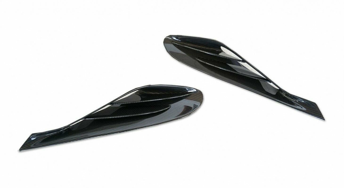 NOVITEC CARBON INSERT FOR AIR OUTLET FRONT FENDER - FERRARI PORTOFINO