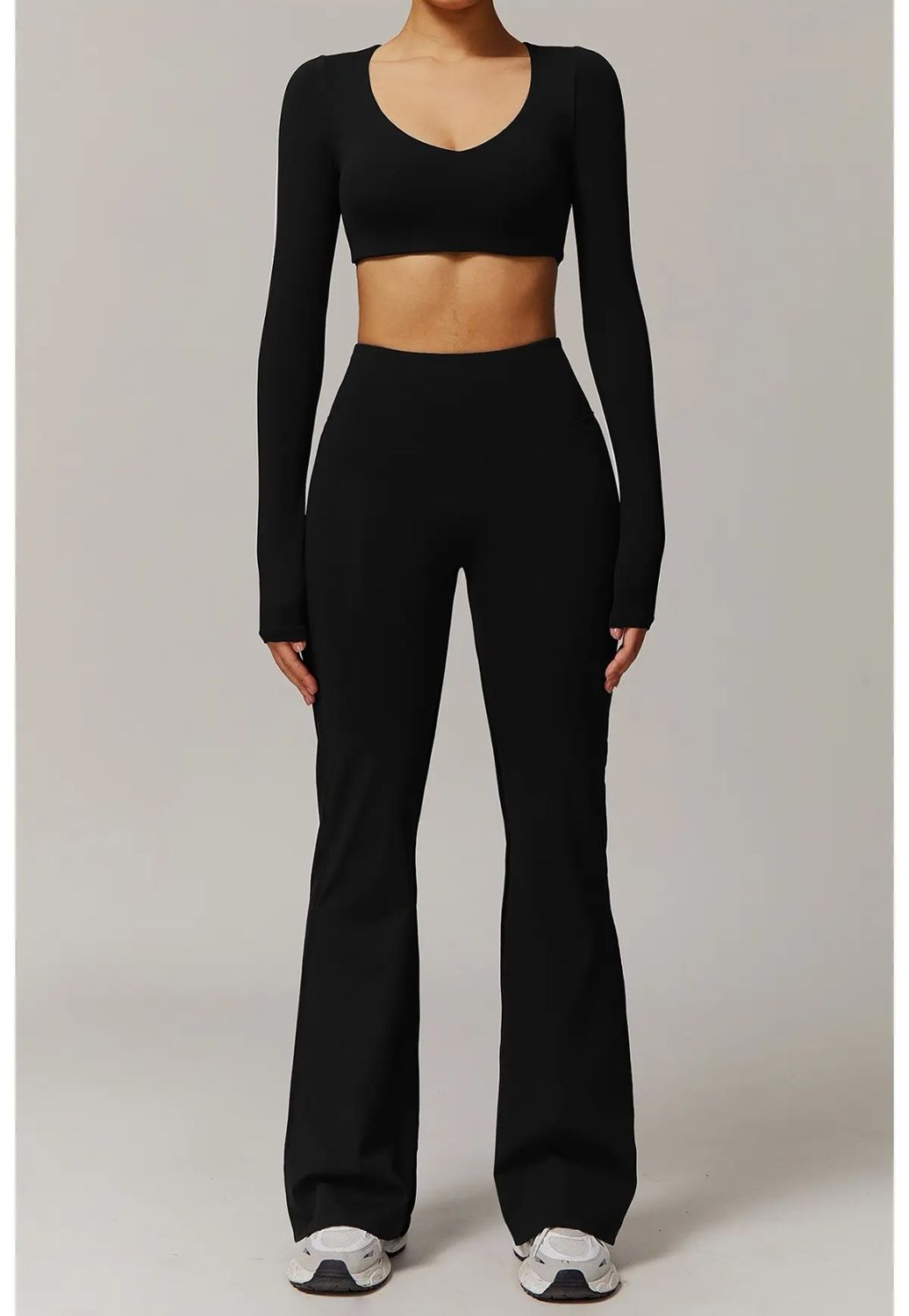 لقنز flare pants