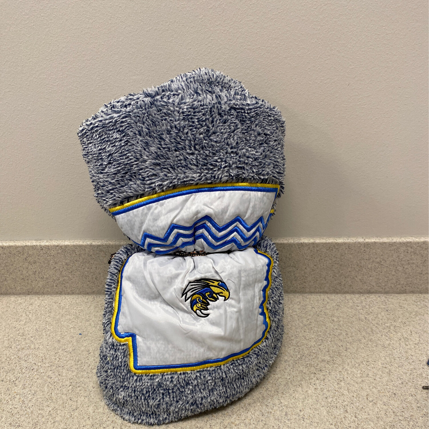 Summit Sherpa YJ Nation Blanket