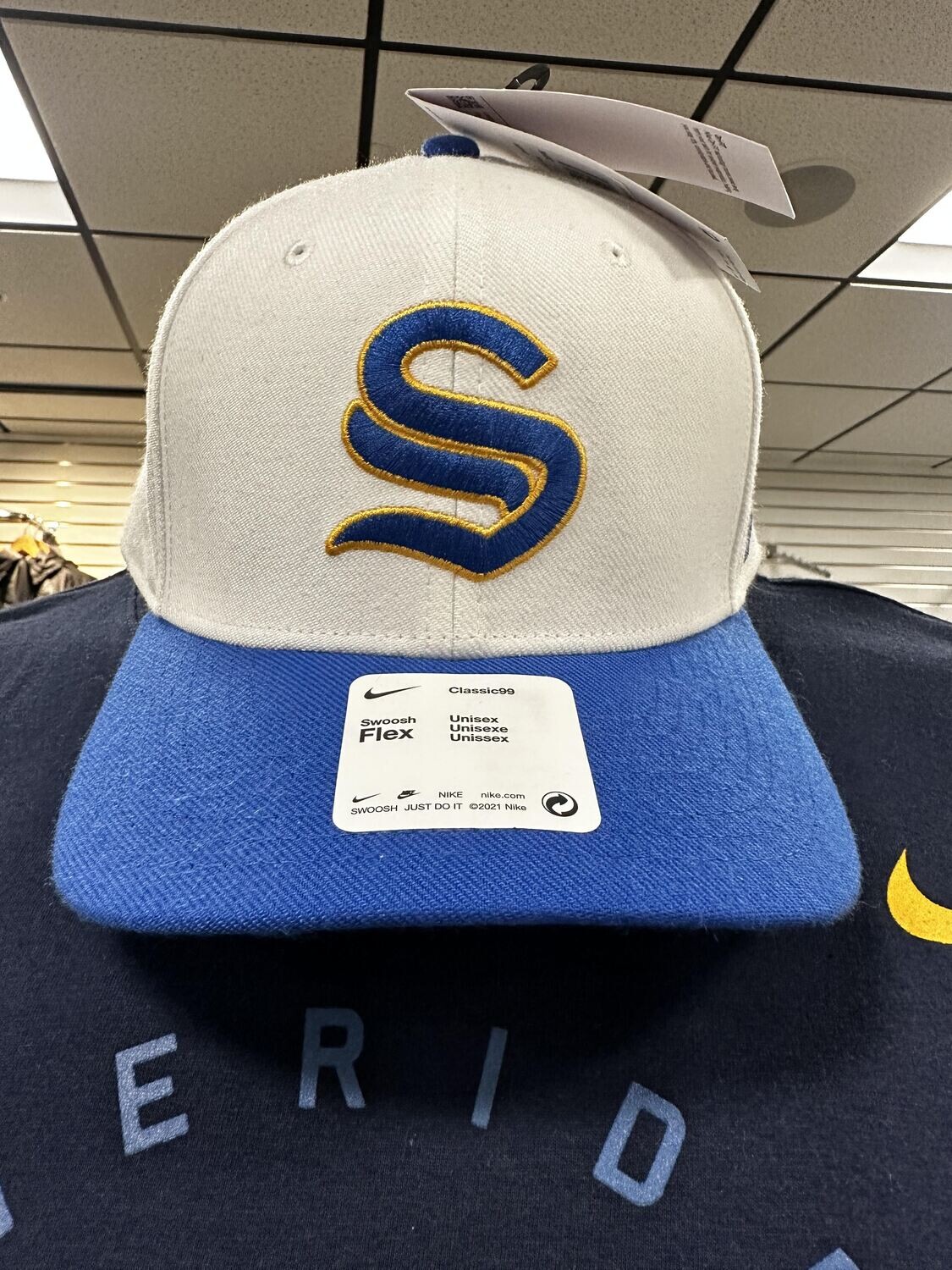 Nike Swoosh Flex Baseball Cap WHITE ROYAL BILL