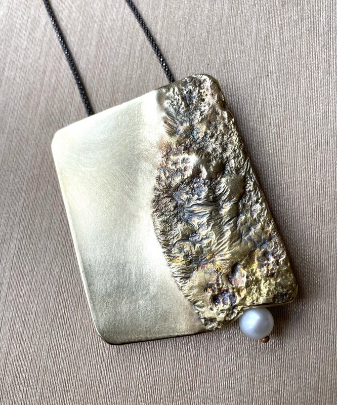 Reticulated Brass Pendant With FW Pearl