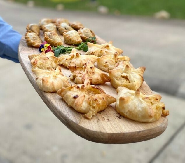 Empanadas Regular Size (per dozen)