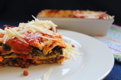 Lasagna serves 8